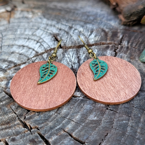 Handmade Bohemian Style Wood Disc Earrings - Picture 5 of 6